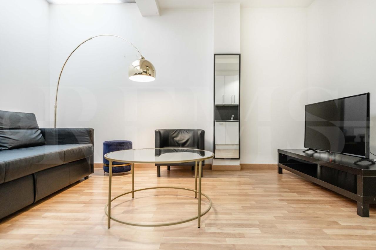 Modern Gem In Heart Of Malaga, Near Sights Rems Lägenhet Exteriör bild